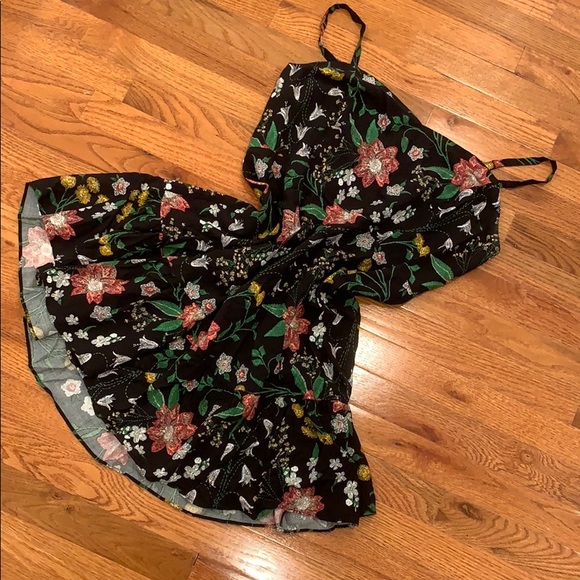 Old Navy Dresses & Skirts - Floral dress